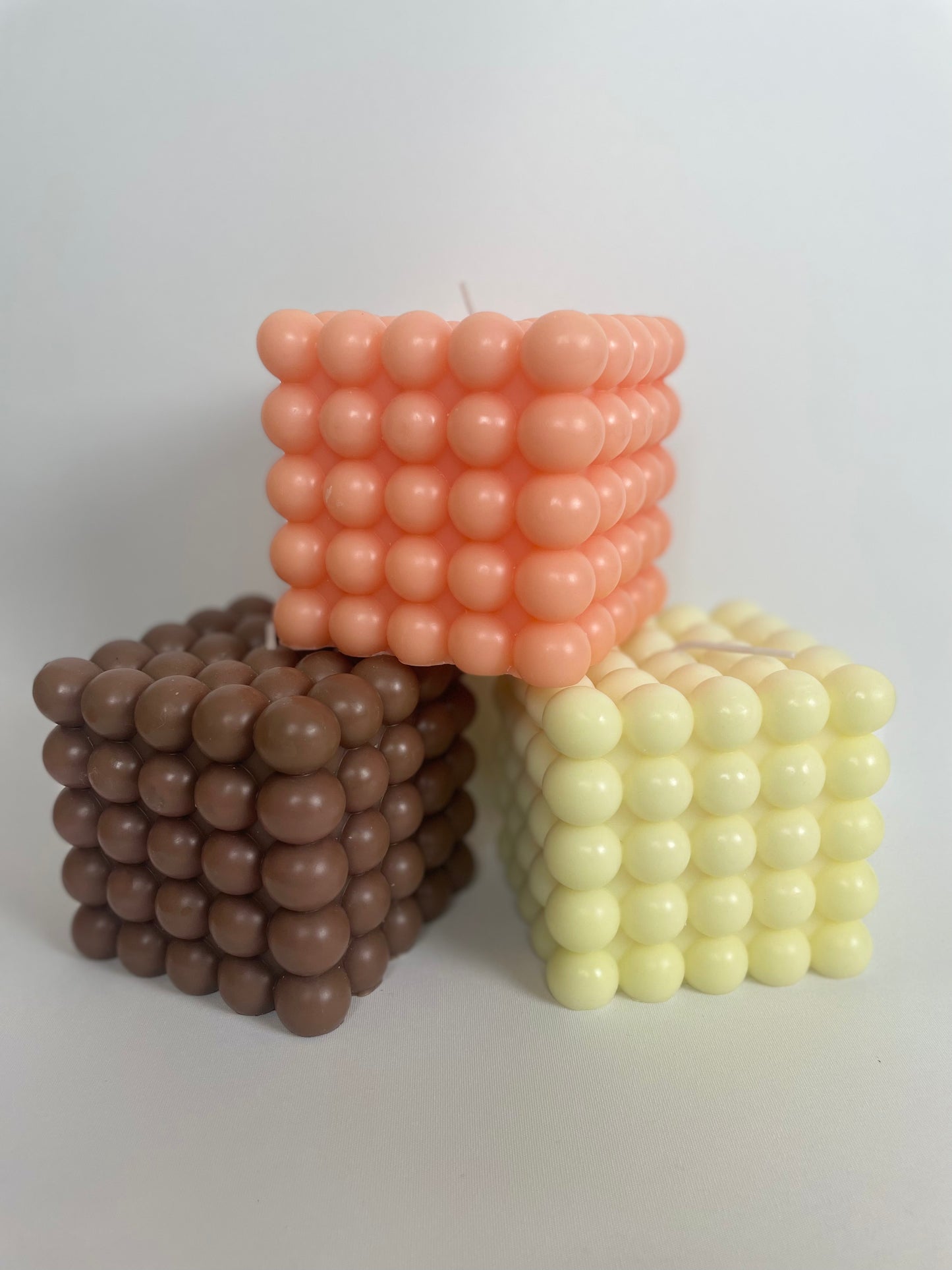Ravie Bubble Candle - White