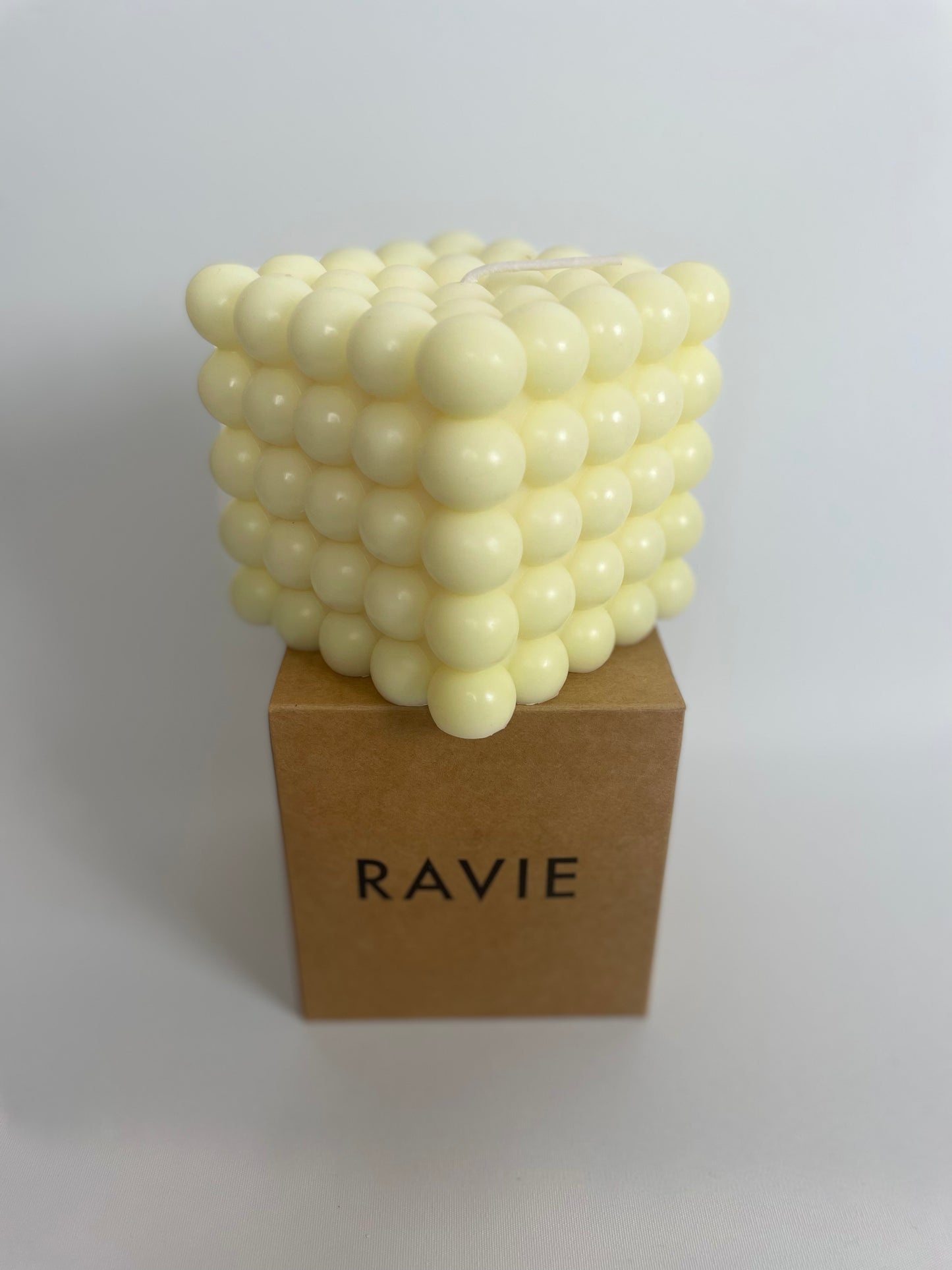 Ravie Bubble Candle - White